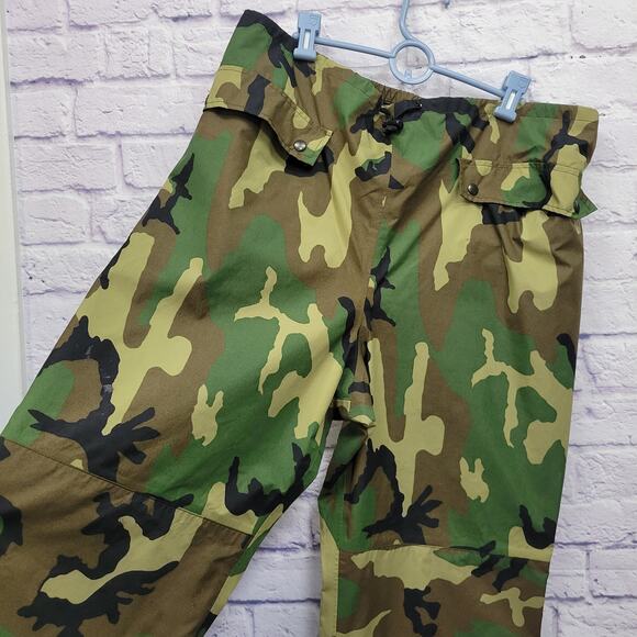 Rain Stuff Raven Industries Gore-Tex Camo Pants Size L Woodland Cinch Waist - Picture 6 of 9